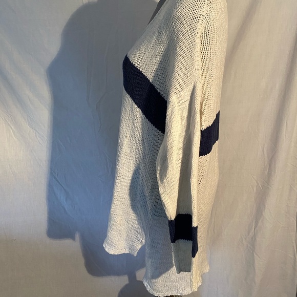 Two by Vince Camuto sweater - Picture 3 of 6